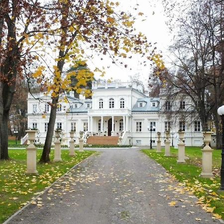 Palac Chojnata Wola Chojnata Kültér fotó