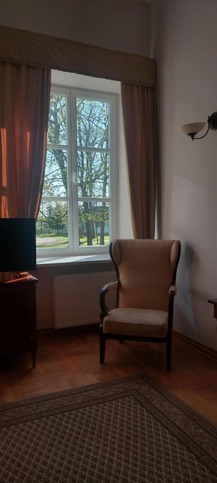 Palac Chojnata Wola Chojnata Kültér fotó